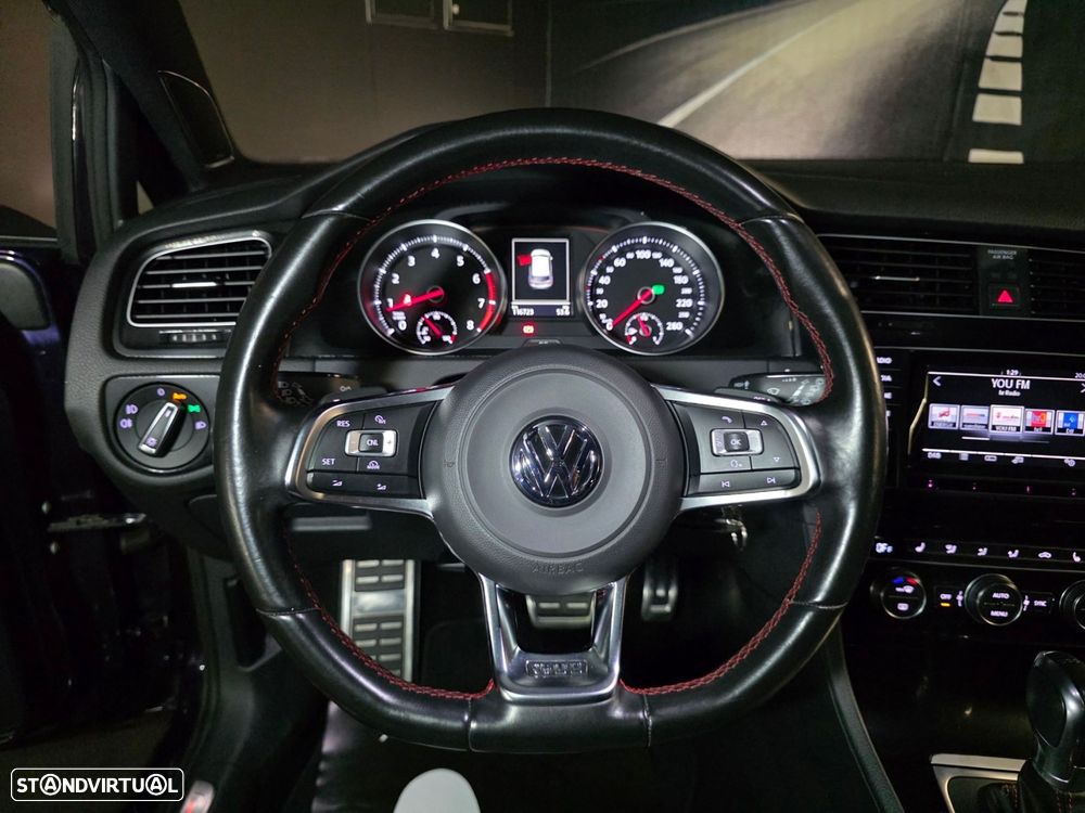 VW Golf 2.0 TSi GTi DSG - 17
