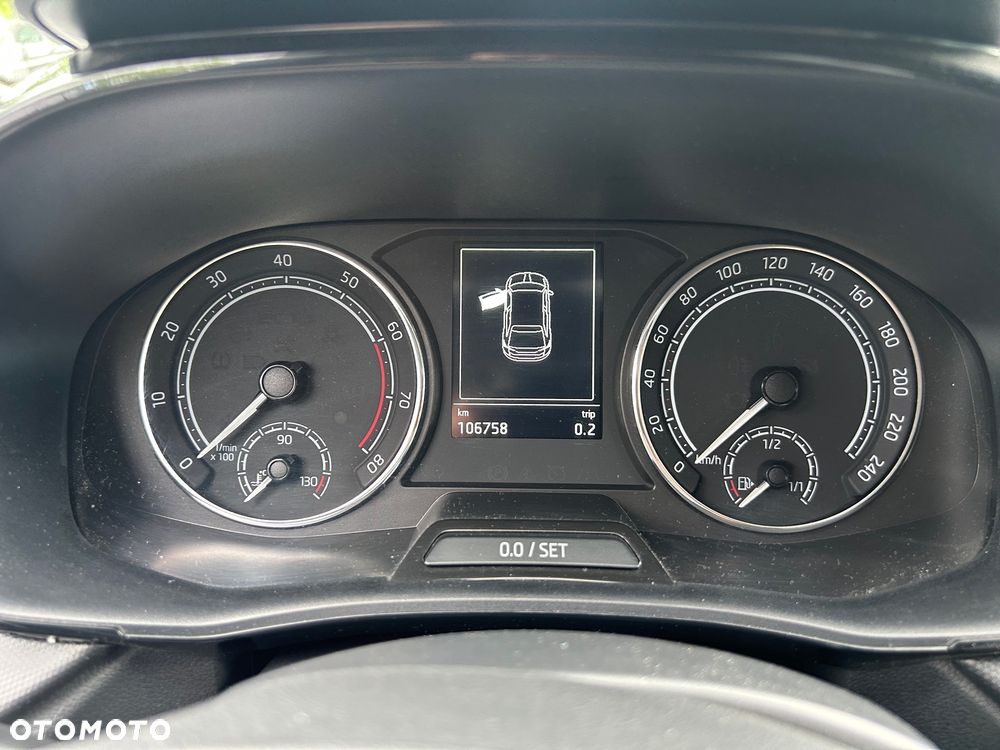 Skoda Fabia 1.0 Ambition - 34