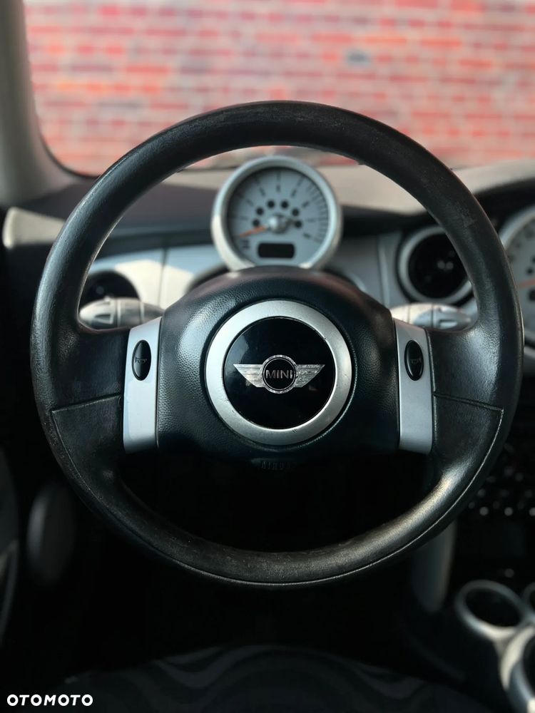 MINI ONE - 24