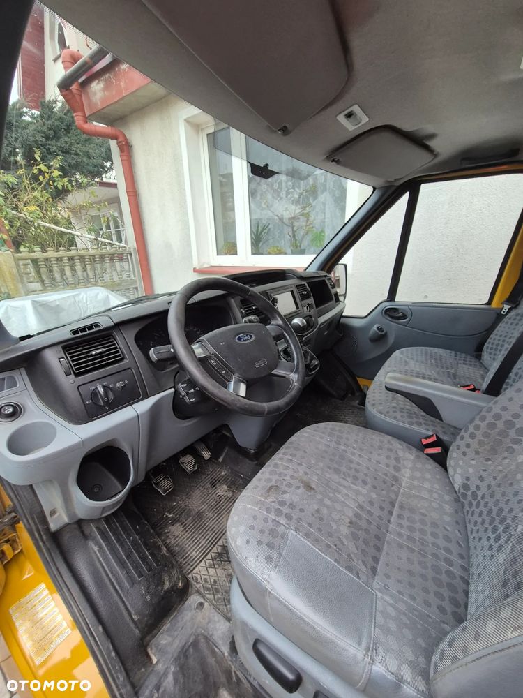 Ford Transit - 10