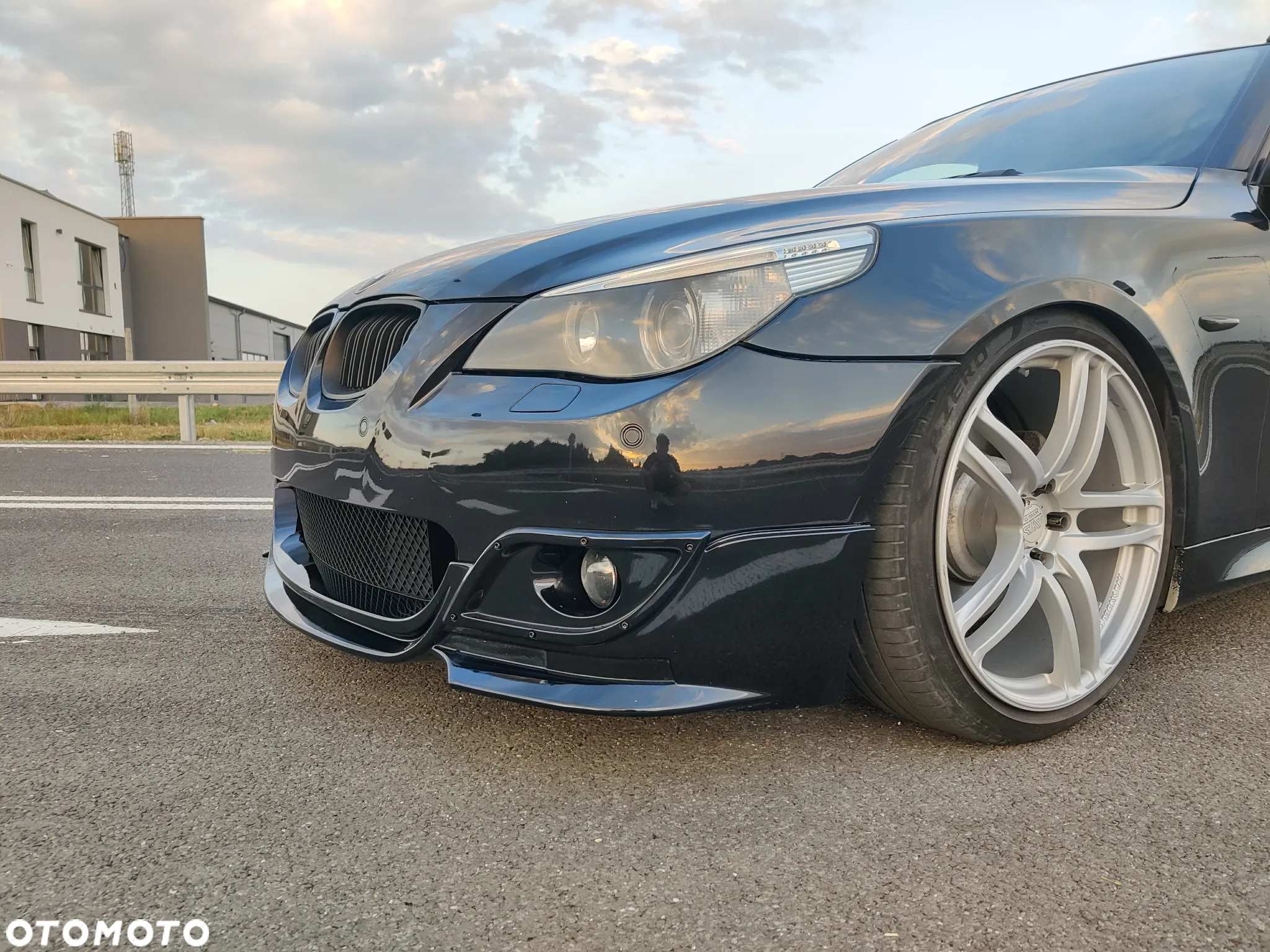 BMW Seria 5 545i - 6