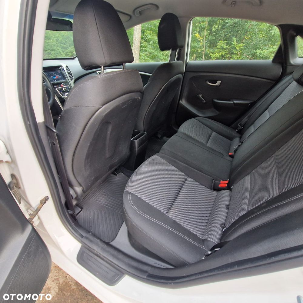 Hyundai i30 1.4 Premium - 14