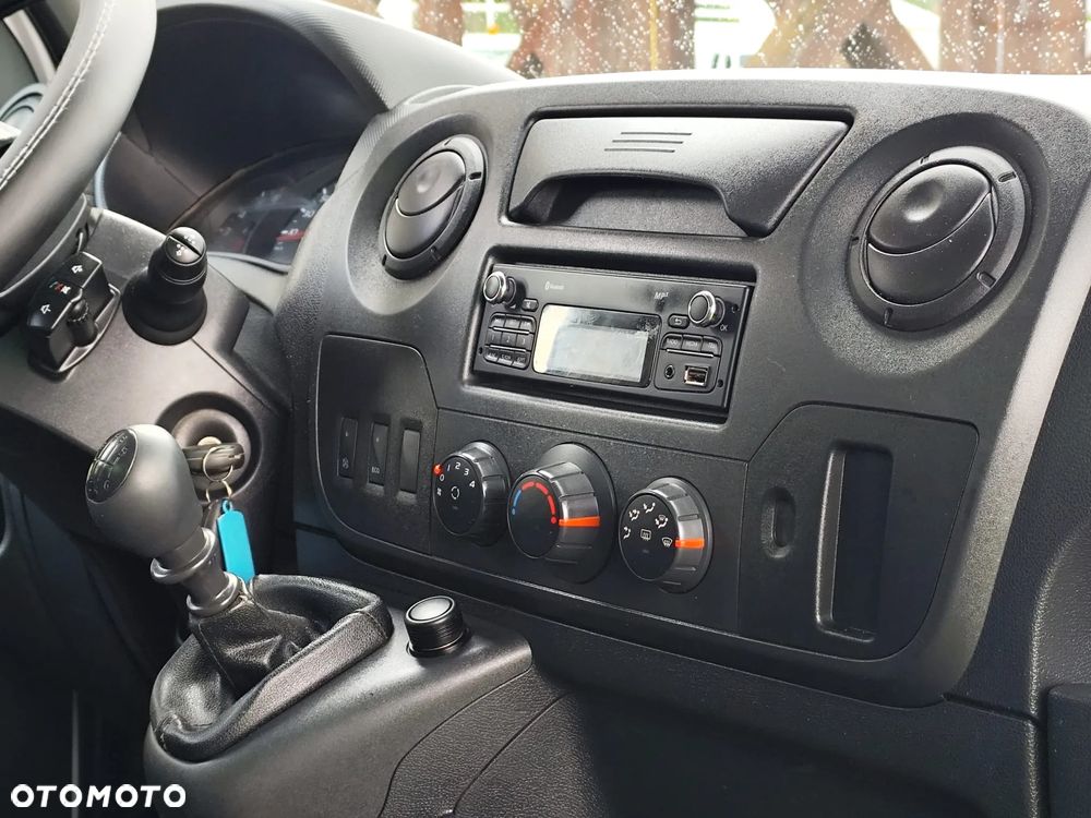 Renault Master 2.3dCi 145 - 14