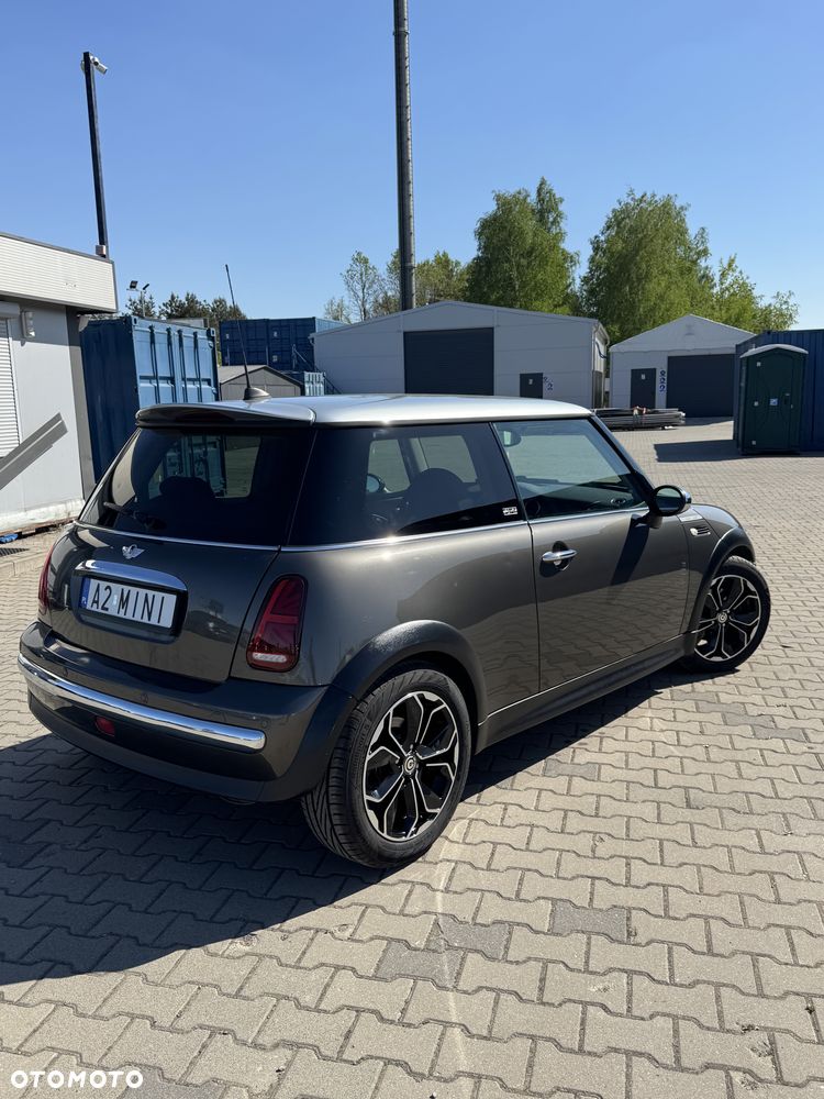 MINI ONE - 8