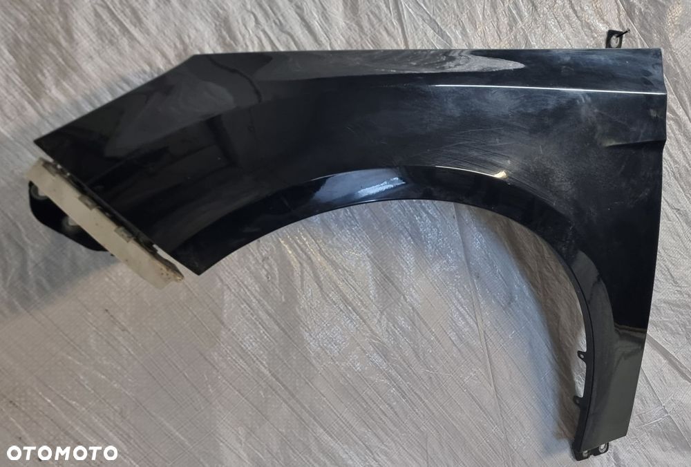 BŁOTNIK LEWY PRZÓD FORD FOCUS MK3 FB - 2