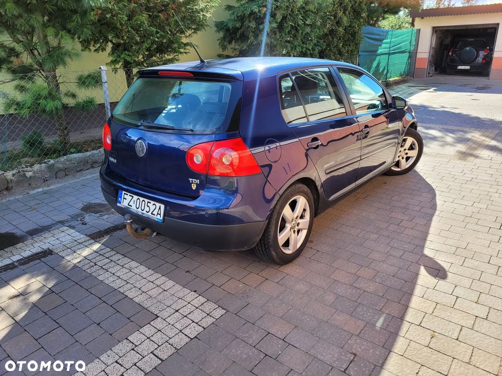 Volkswagen Golf 1.9 TDI DPF United - 3