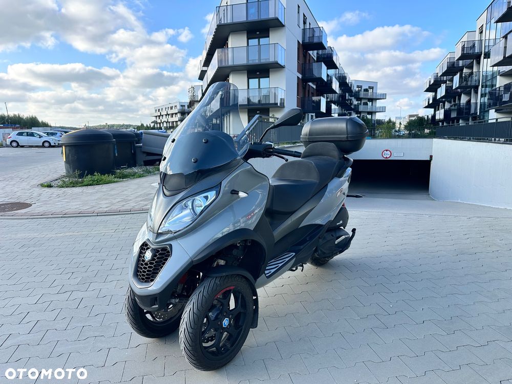 Piaggio MP-3 - 1