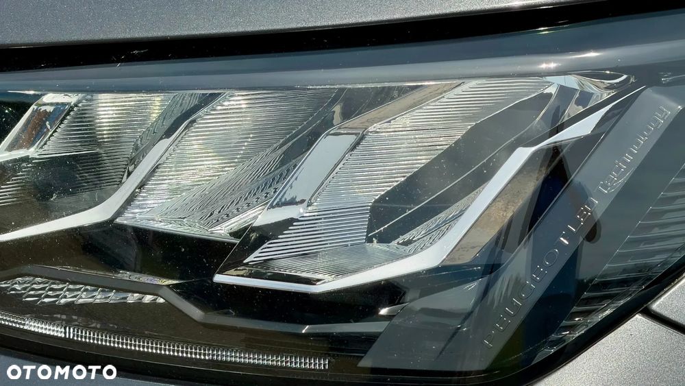 Peugeot 2008 PureTech 130 EAT8 Allure Pack - 15