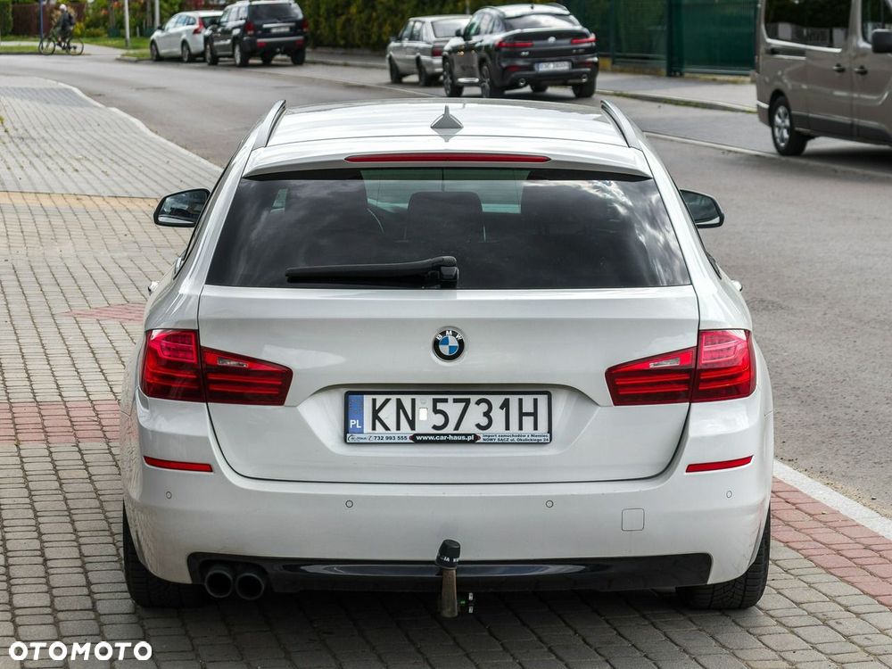 BMW Seria 5 520d Luxury Line - 8