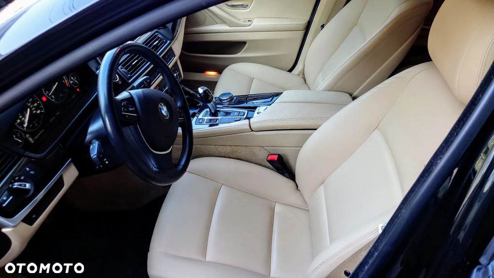 BMW Seria 5 535i - 14