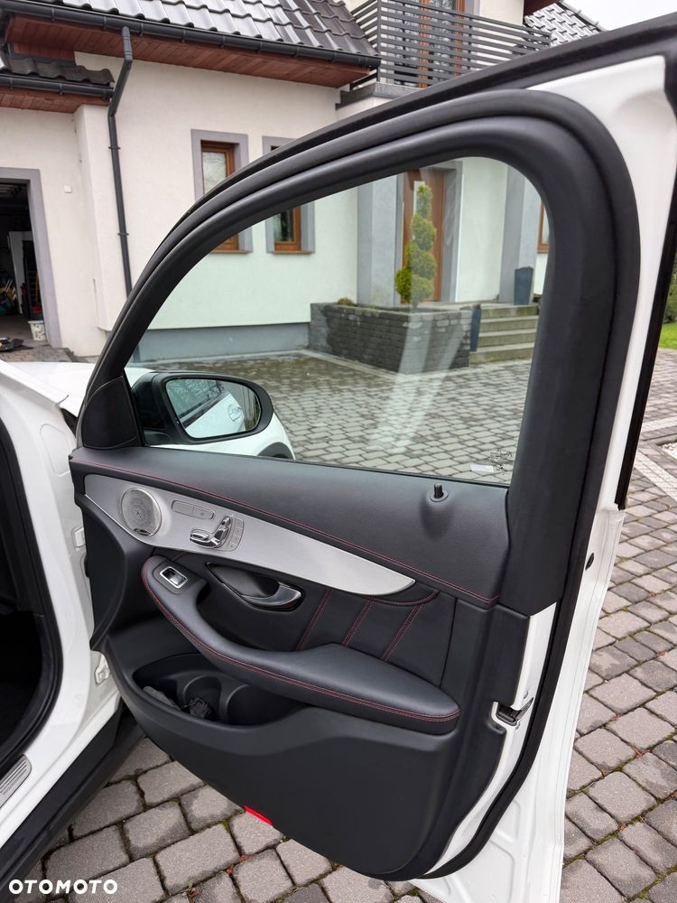 Mercedes-Benz GLC - 8