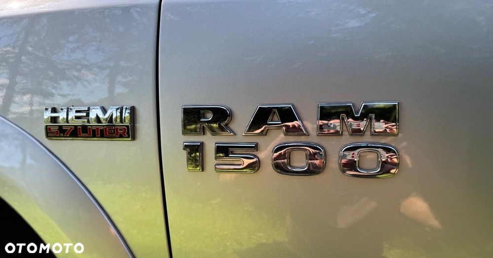 Dodge RAM 5.7 4x4 - 12