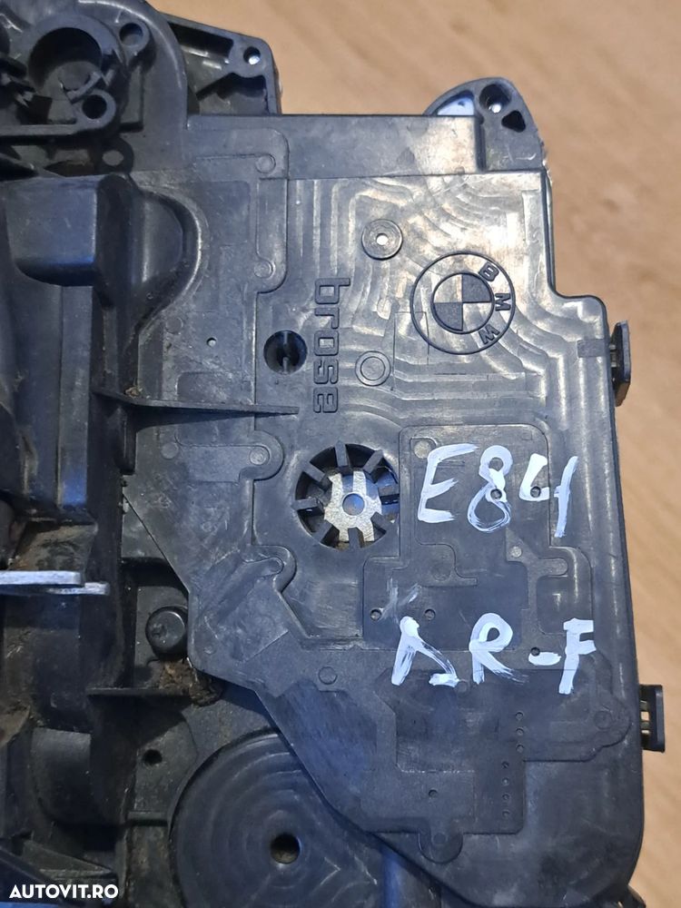 Broasca incuietoare usa dreapta fata, mufa cu 7 pini Original BMW E87+LCI F22+LCI E90+LCI F32+LCI E60+LCI E63+LCI E65 F01+LCI E84 E83+LCI F26 E70 E71 - 3