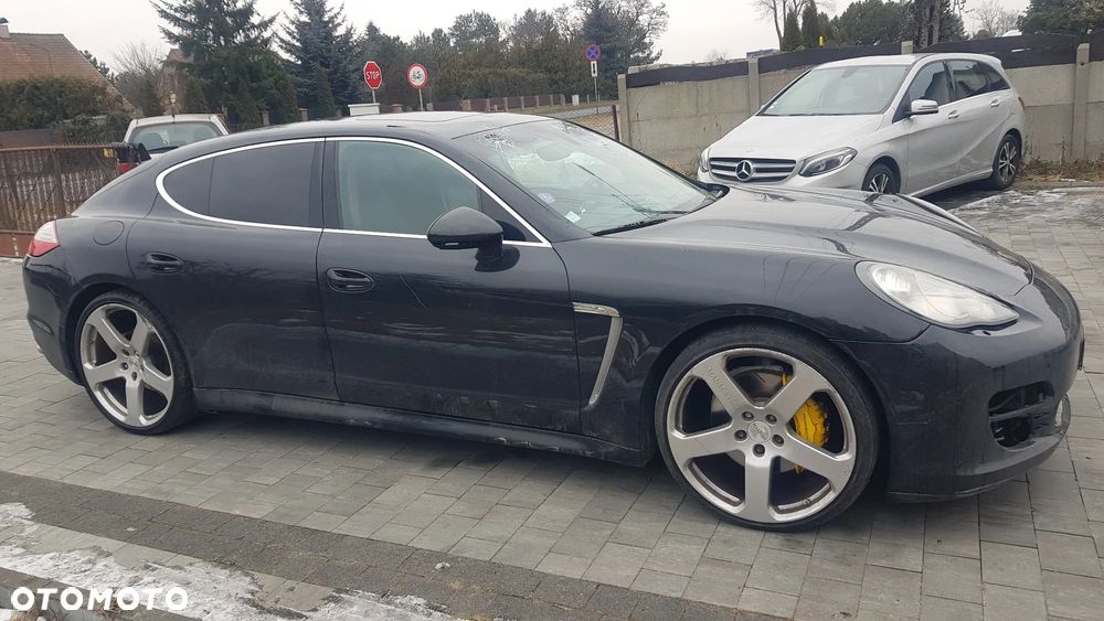 Porsche Panamera 4S PDK - 6