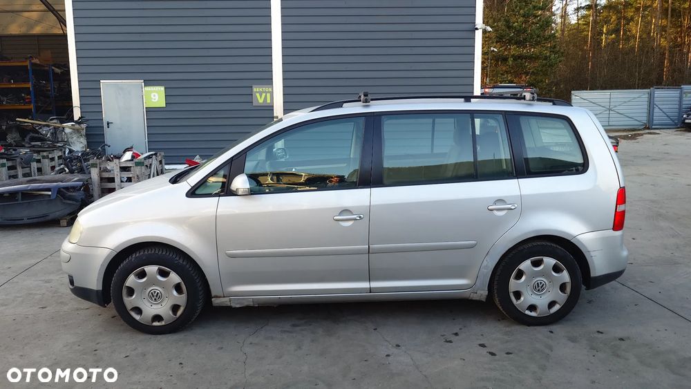 Volkswagen Touran 04R 1.9 77 KW NA CZĘŚCI - 2