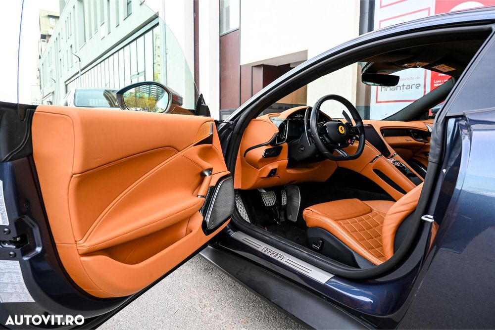 Ferrari Roma - 13