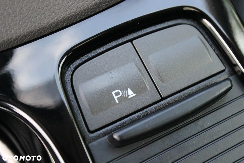 Ford Kuga 2.0 TDCi 4x4 Titanium - 31