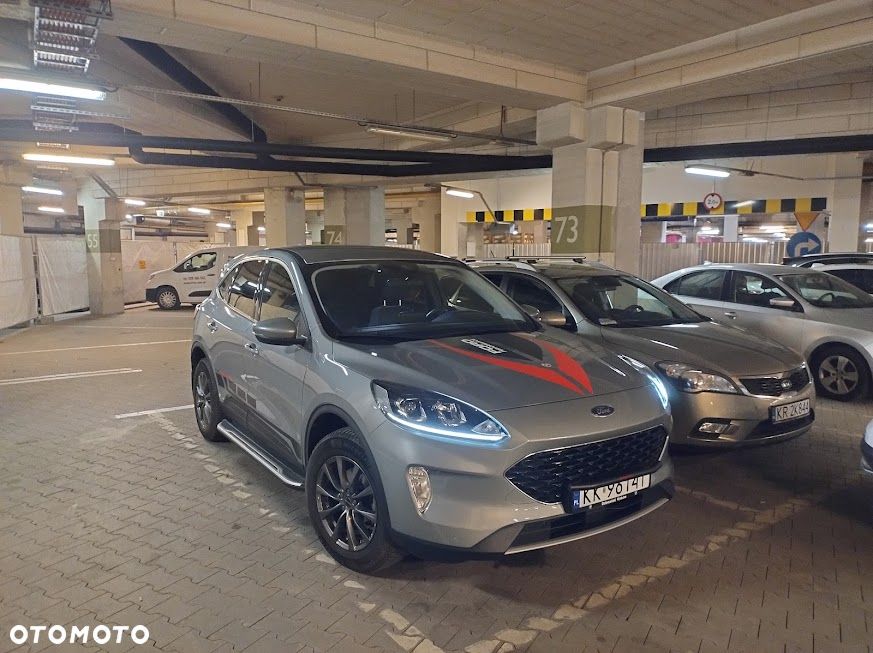 Ford Kuga 1.5 EcoBoost FWD Trend - 1