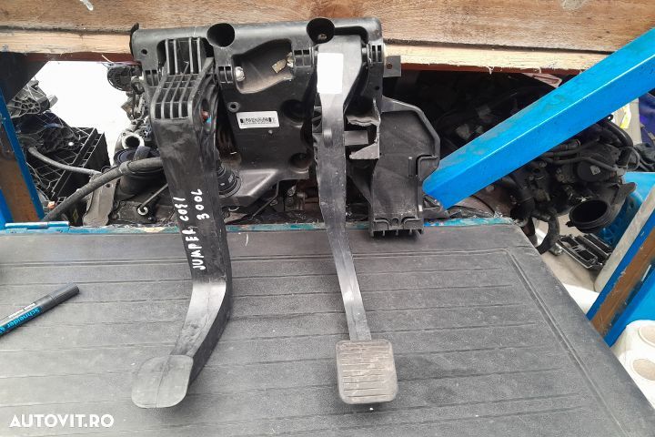 Pedala acceleratie 2582501056 25863700  Pod pedalier  2582501056 2586 - 1