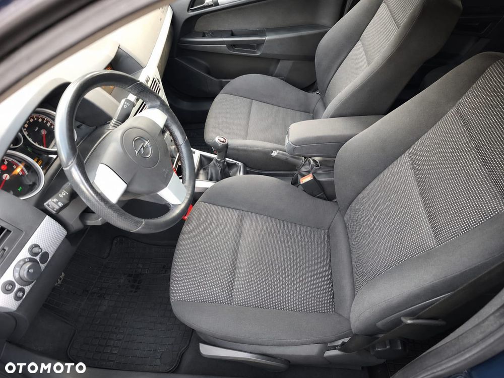 Opel Astra 1.8 Cosmo - 9