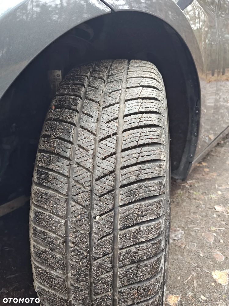 BMW Seria 2 218d GT - 24