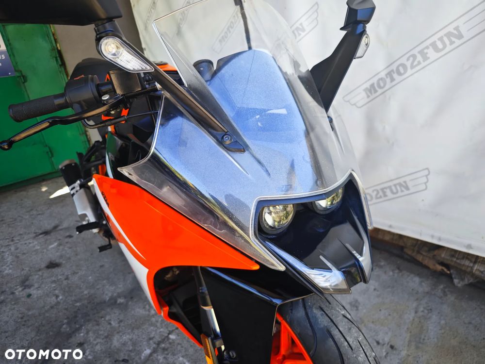 KTM RC 125 - 10