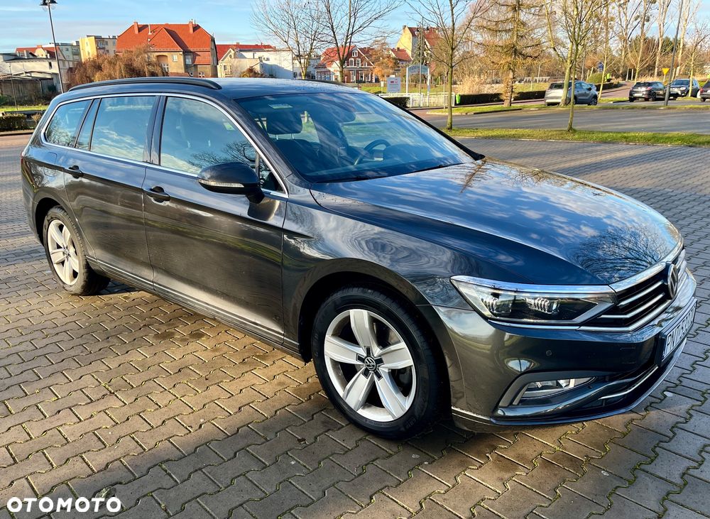 Volkswagen Passat 1.6 TDI SCR DSG Business - 5