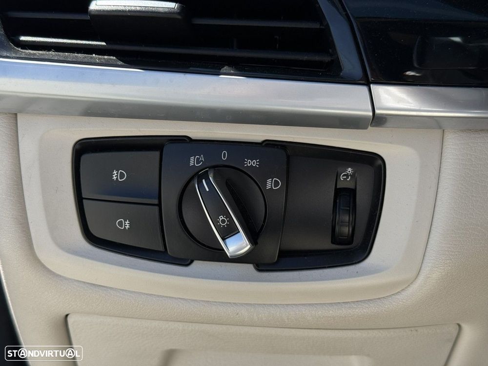 BMW X5 xDrive40e — fotografia 9