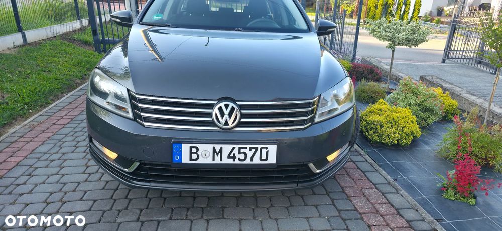 Volkswagen Passat - 24