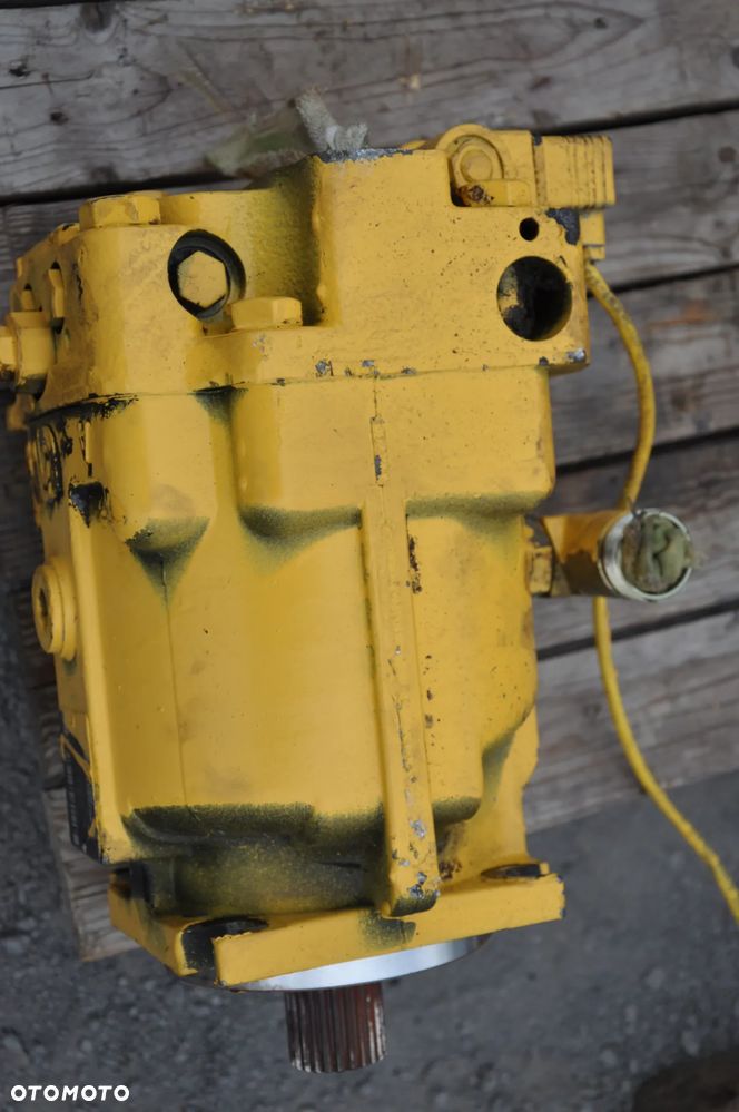 Hydromotor silnik skrzynia New Holland TX 65 66 67 68 - 1