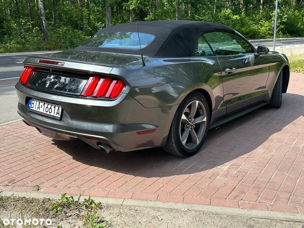Ford Mustang - 3