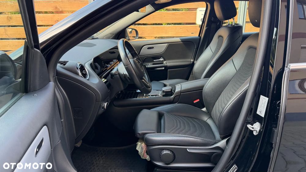 Mercedes-Benz GLA 200 Style - 16