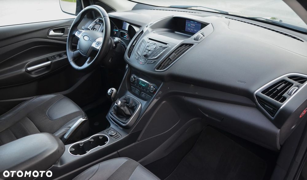 Ford Kuga - 19