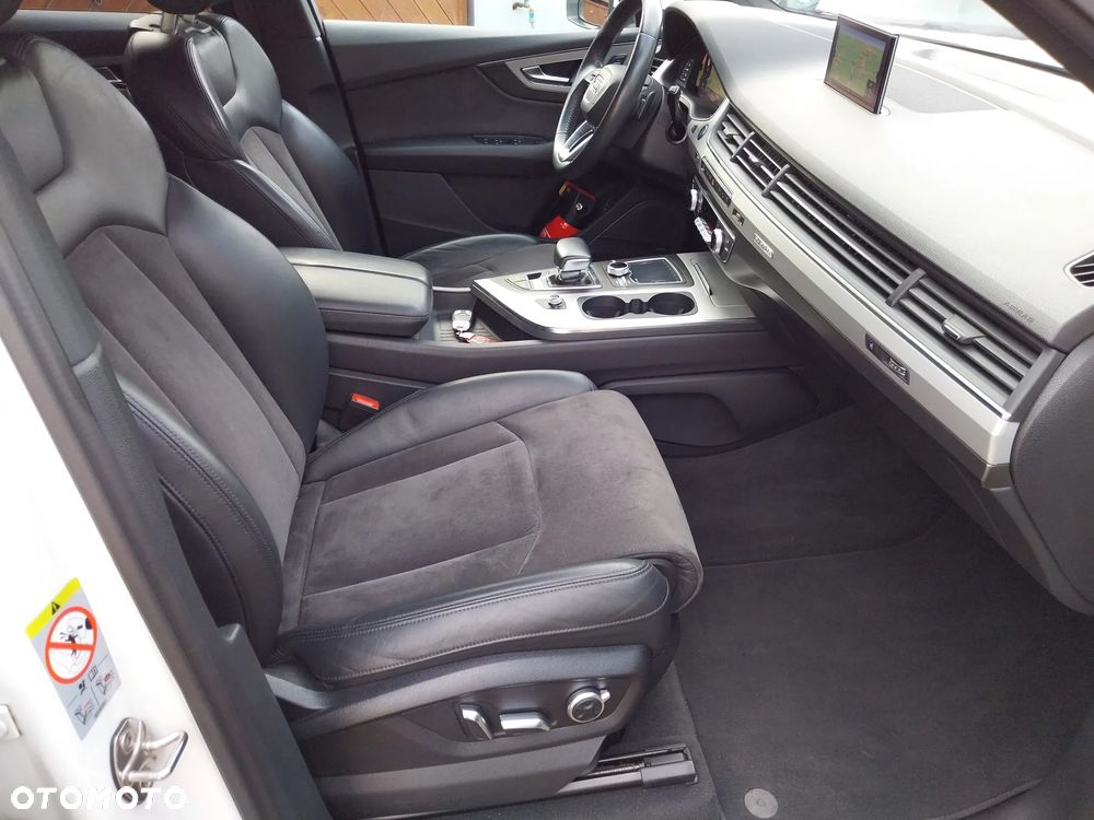 Audi Q7 3.0 TDI ultra Quattro Tiptronic - 7