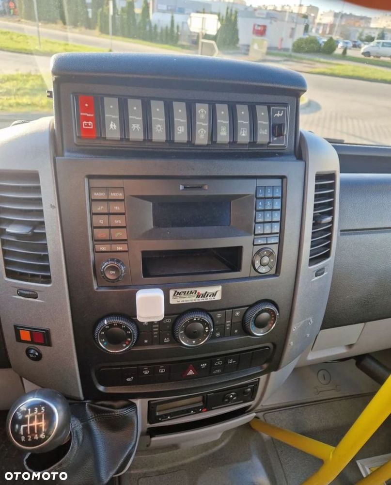 Volkswagen CRAFTER - 10