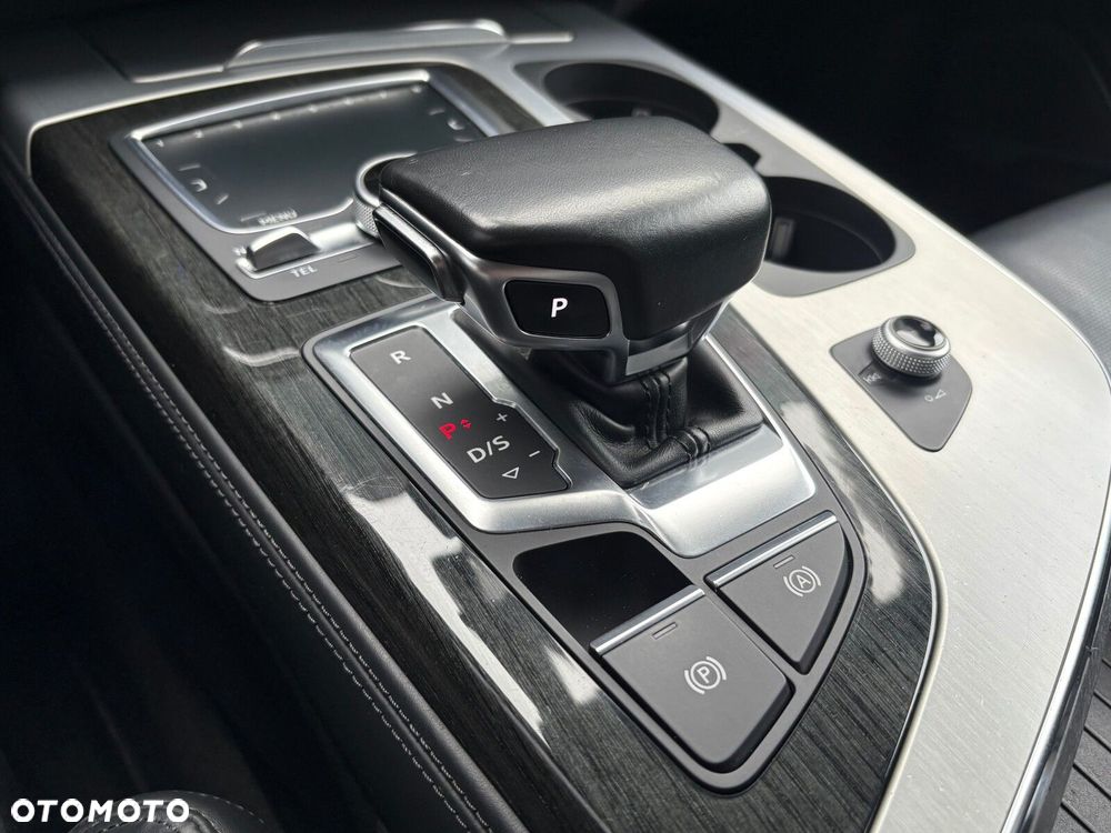 Audi Q7 - 35