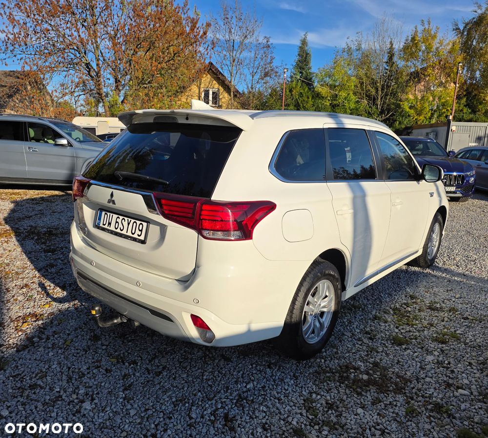 Mitsubishi Outlander 2.4 4WD Plug-In Hybrid Diamant - 8