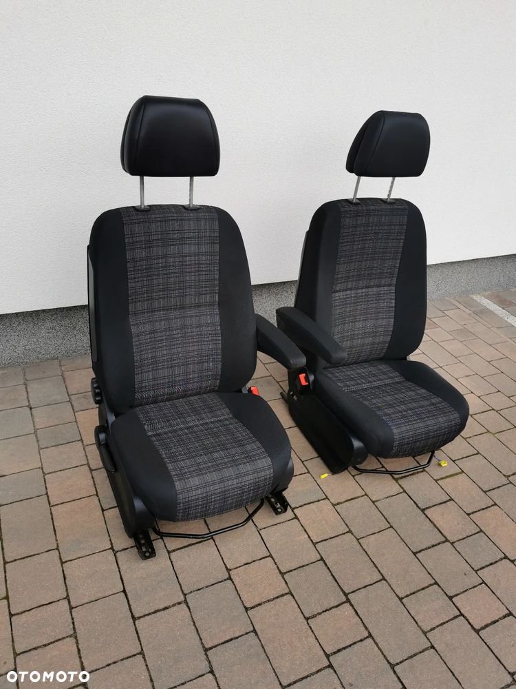 Fotel kierowcy pneumatyczny SPRINTER 907 910 906 jedynka pasażera - 9