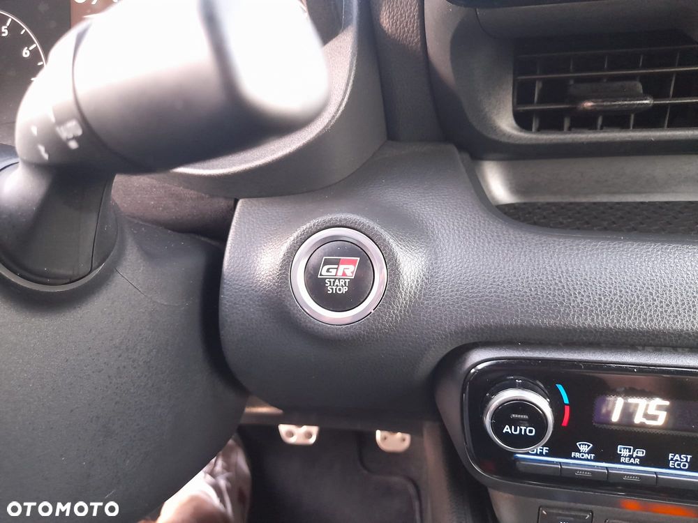 Toyota GR Yaris 1.6 Dynamic - 30