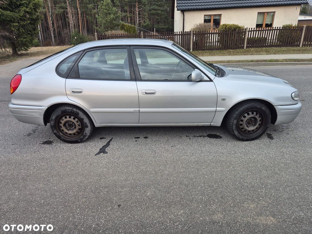 Toyota Corolla 1.6 Linea Sol - 8