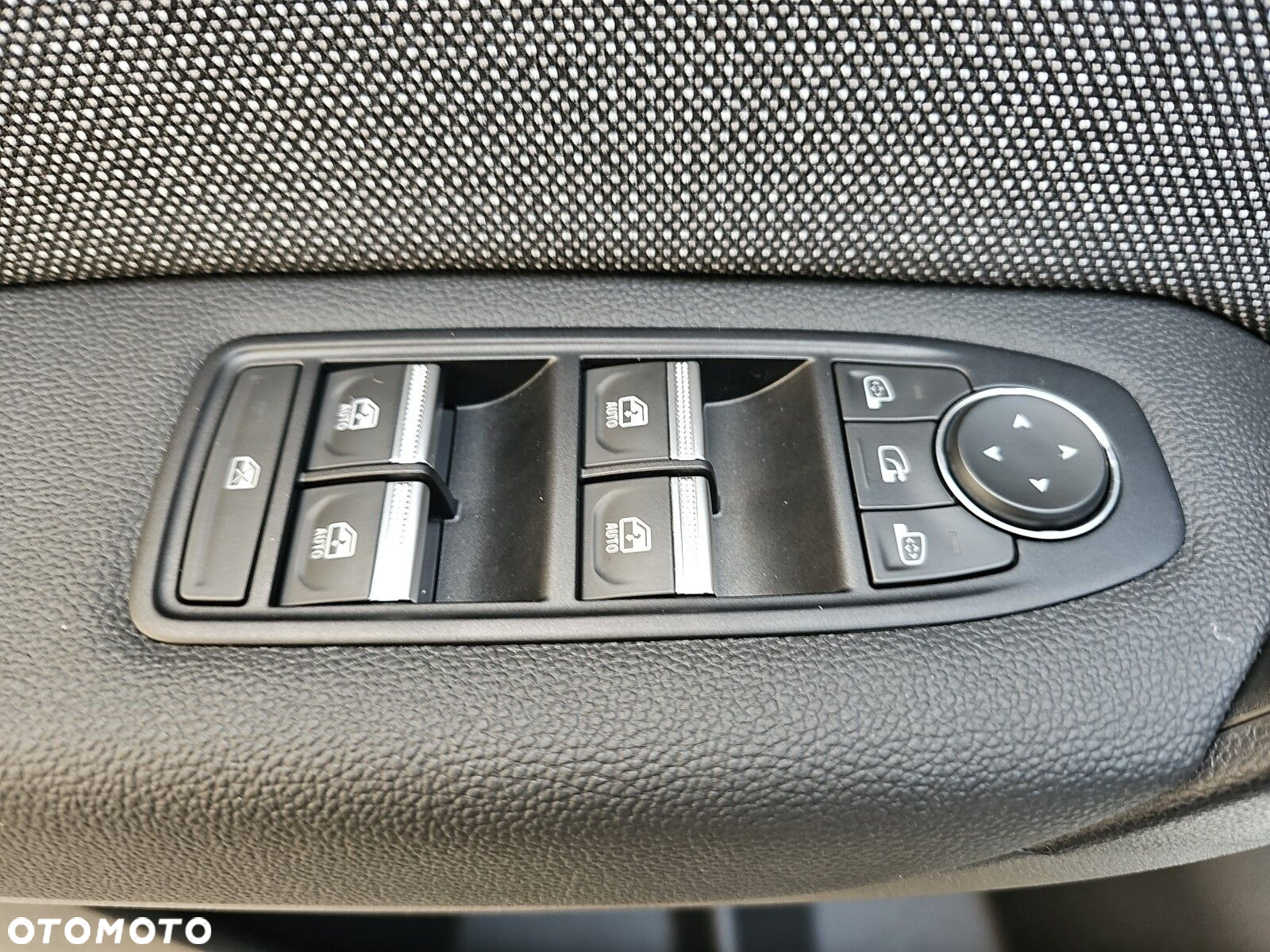 Renault Captur - 18