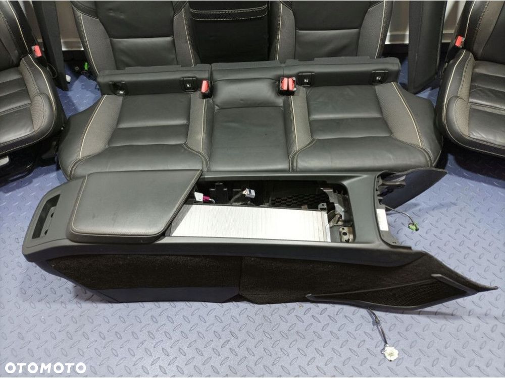 VOLVO XC60 II FOTELE KANAPA KOMPLET SKÓRA BOCZKI DRZWI R-DESIGN - 16