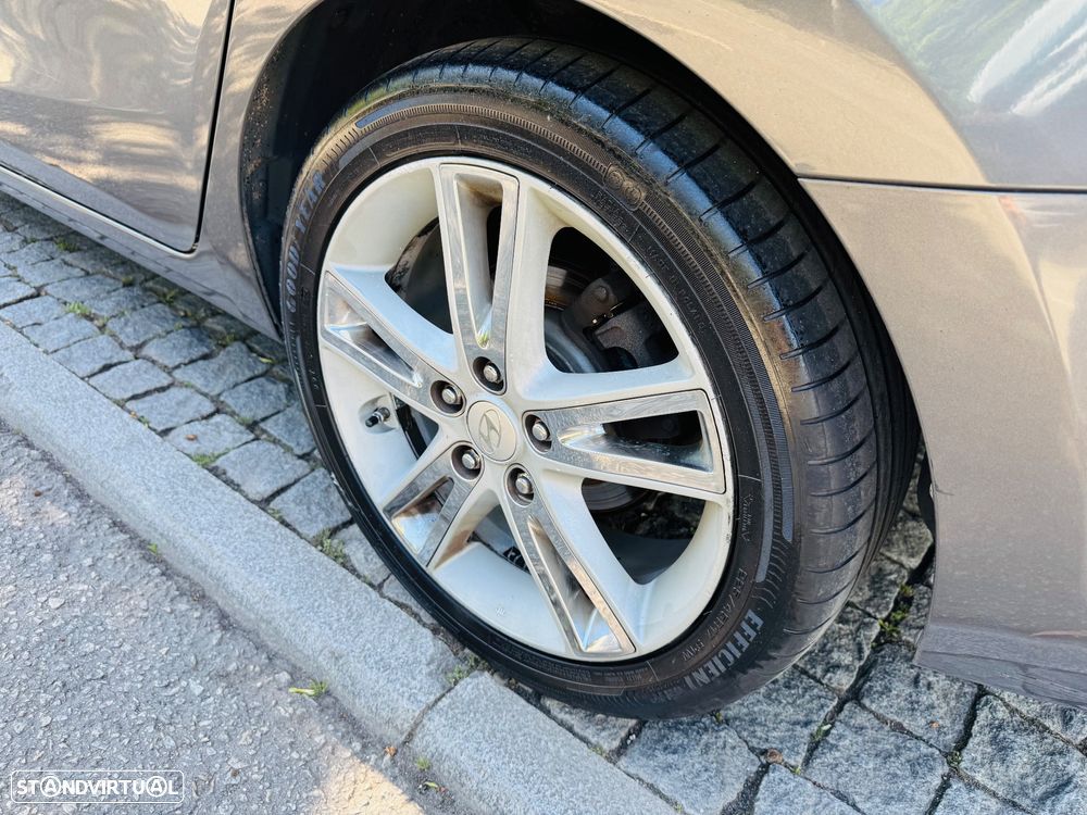 Hyundai i30 1.6 CRDI Blue Comfort - 5