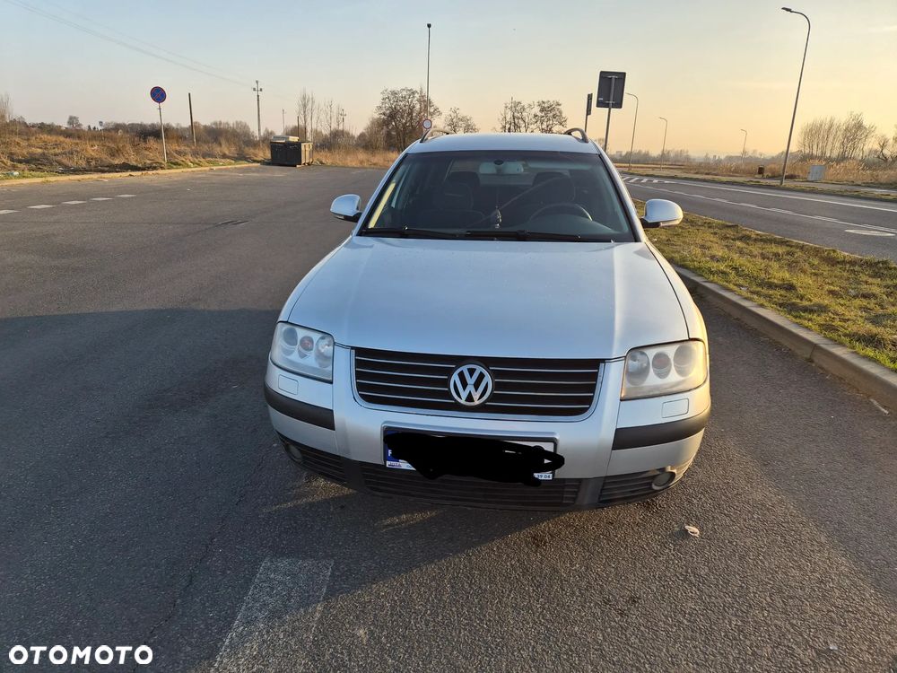 Volkswagen Passat 1.9 TDI Basis - 1