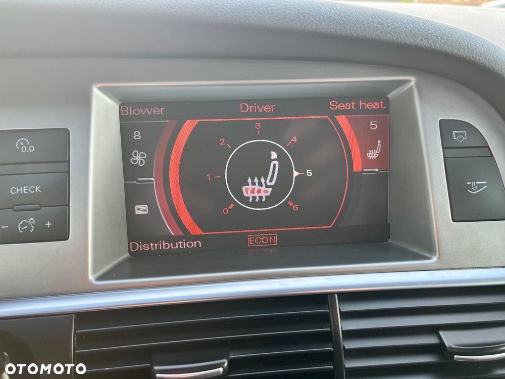 Audi A6 Avant - 26