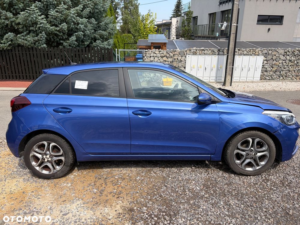 Hyundai i20 1.2 Passion Plus - 17