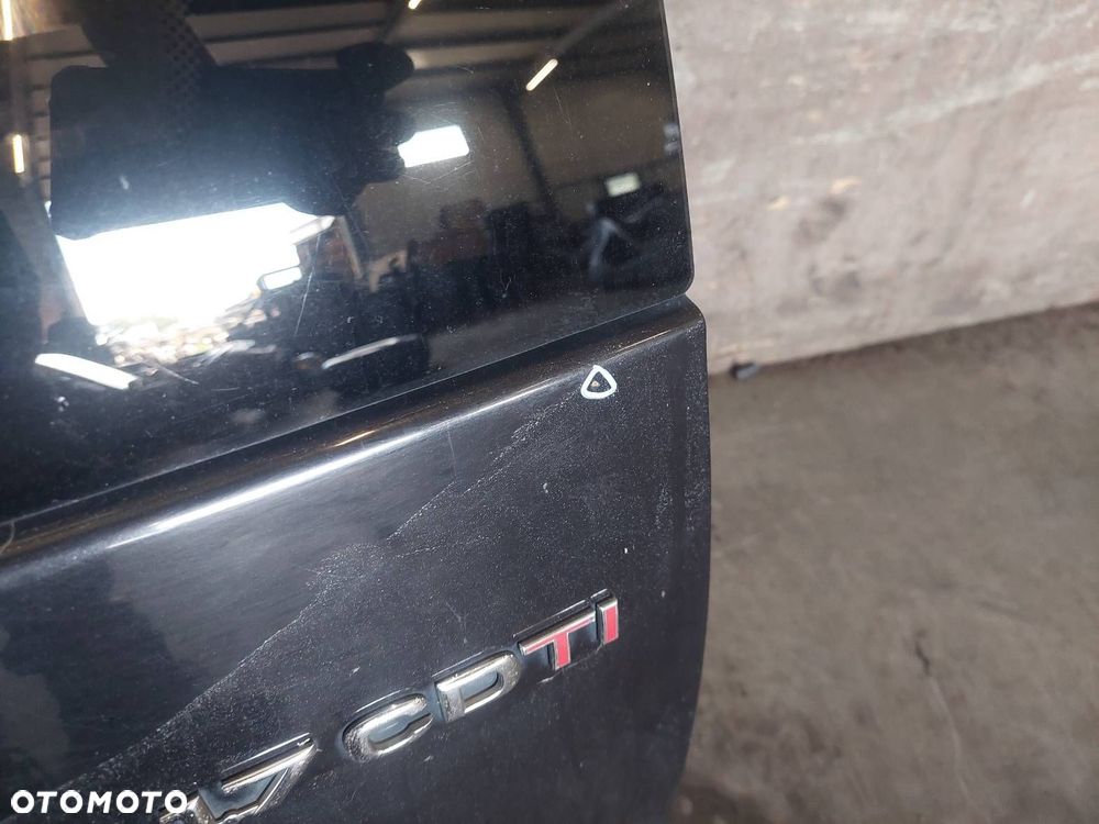 KLAPA BAGAŻNIKA + LAMPY OPEL MERIVA A Z20R ID: 238283 - 8