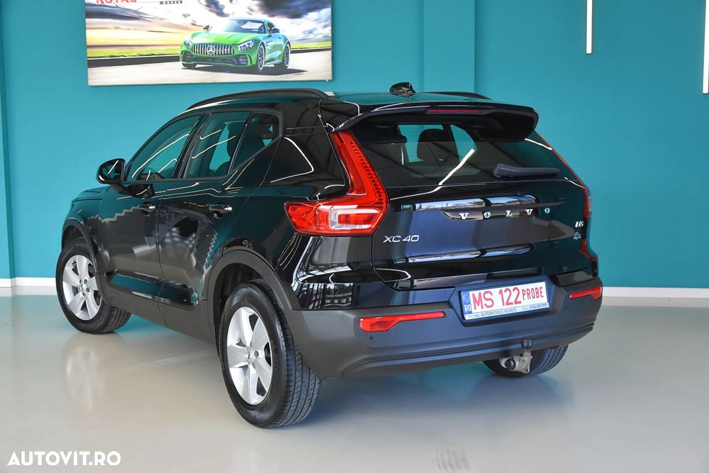 Volvo XC 40 D3 Momentum - 5
