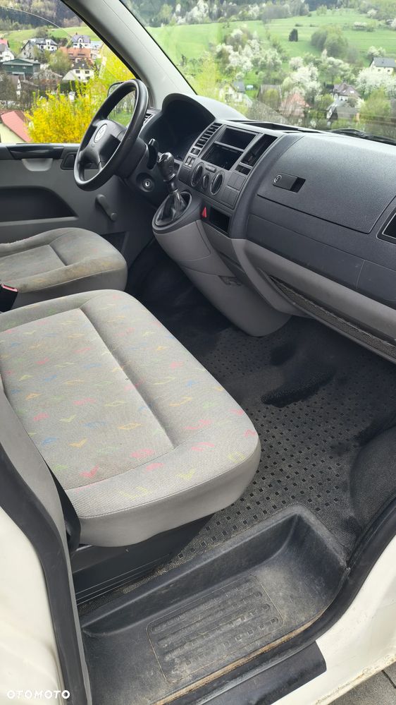 Volkswagen Transporter - 4