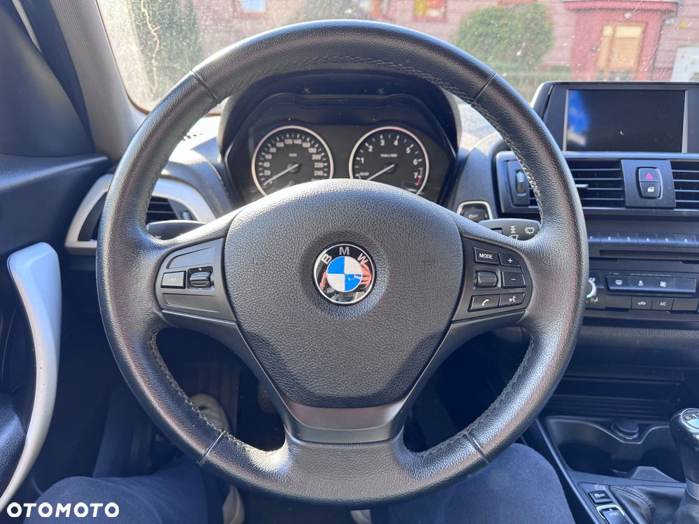BMW Seria 1 - 12